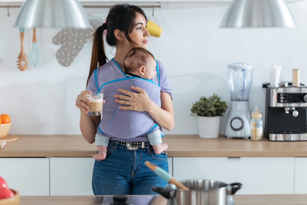 how to survive the first month with a newborn and practice self care
