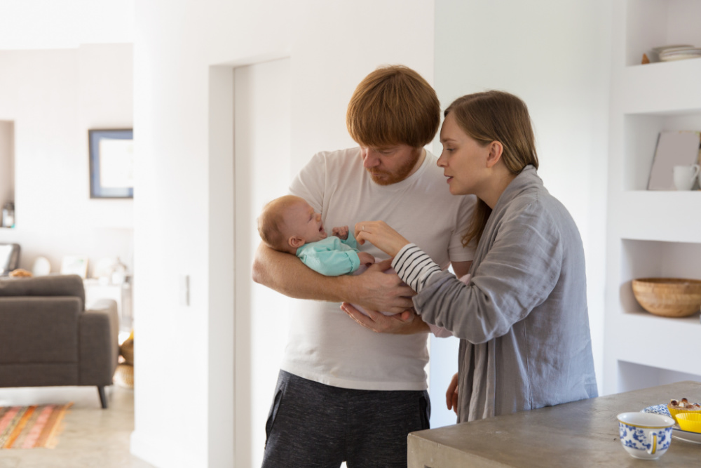 how to survive the first month with a newborn by accepting help