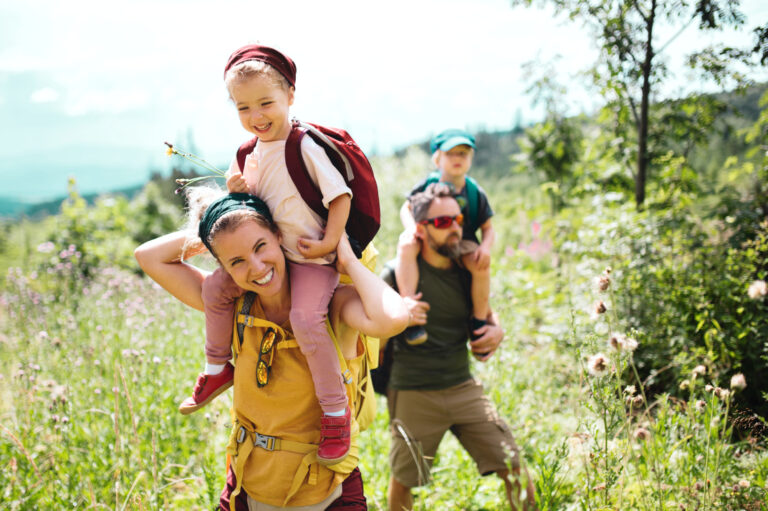 activities to strengthen family relationships