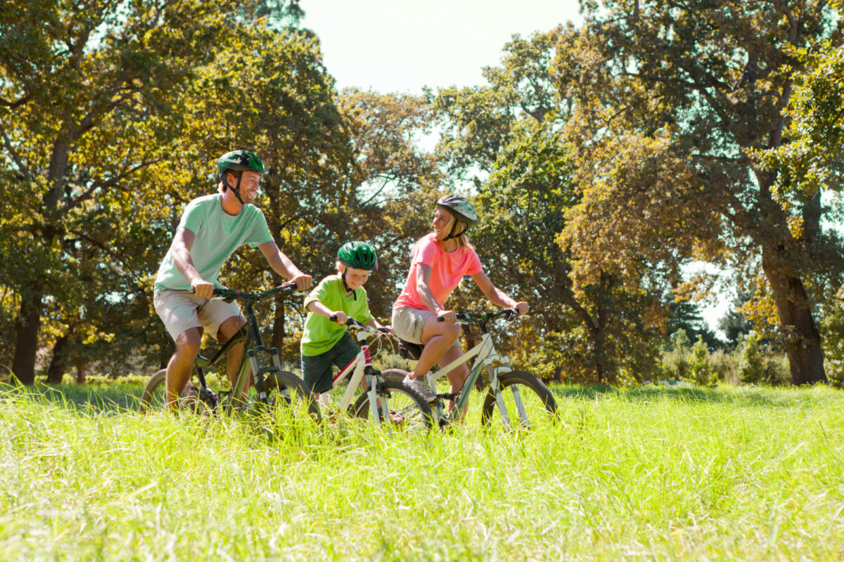 family riding bikes