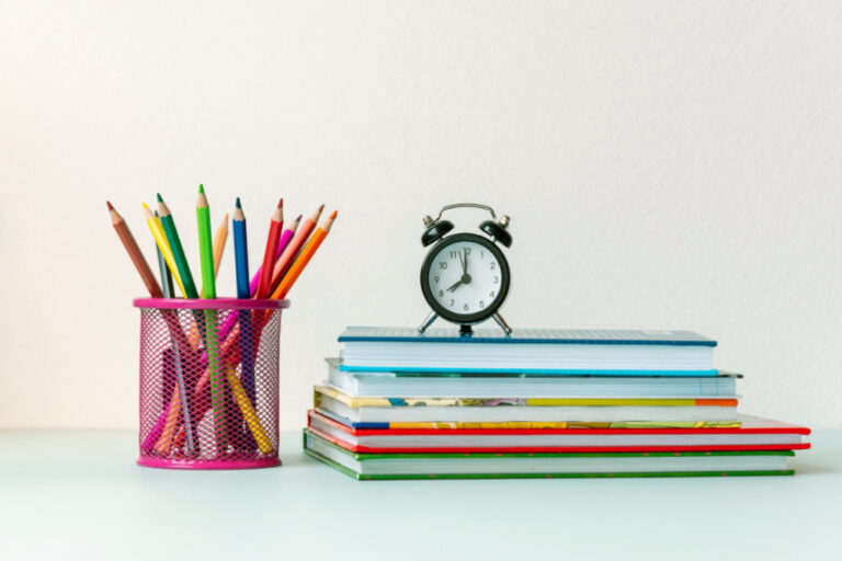 Become a More Organized Homeschool Mom With These Simple Tips