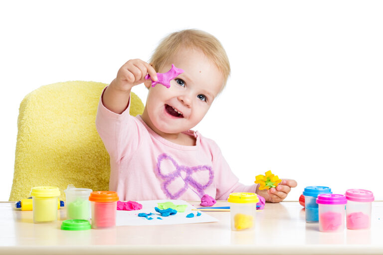 40 + of the Best Sensory Activities to Entertain Your Toddler