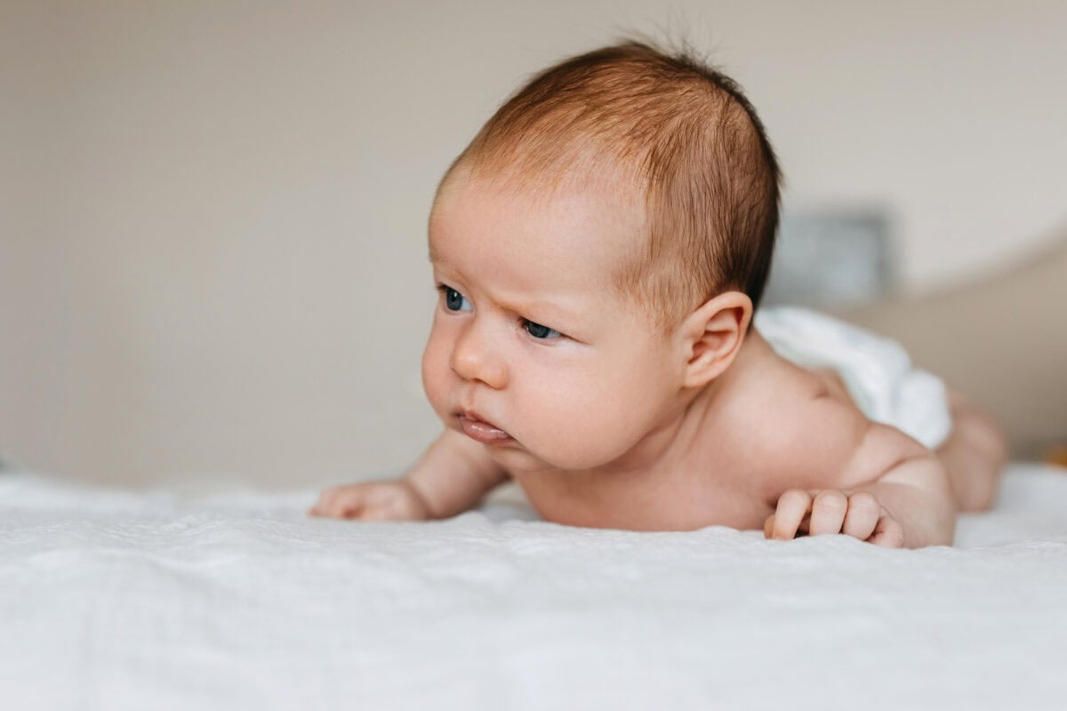 baby second month tummy time