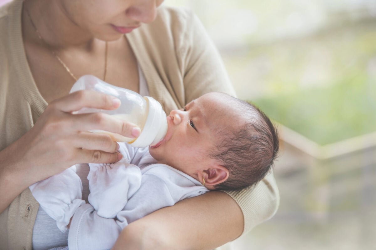 newborn bottle feeding