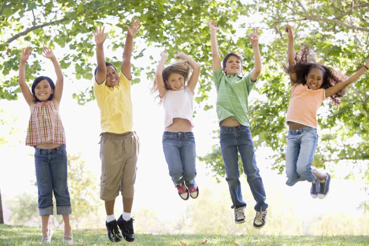 kids having homeschool socialization