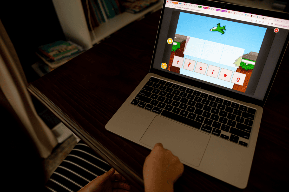 online learning game