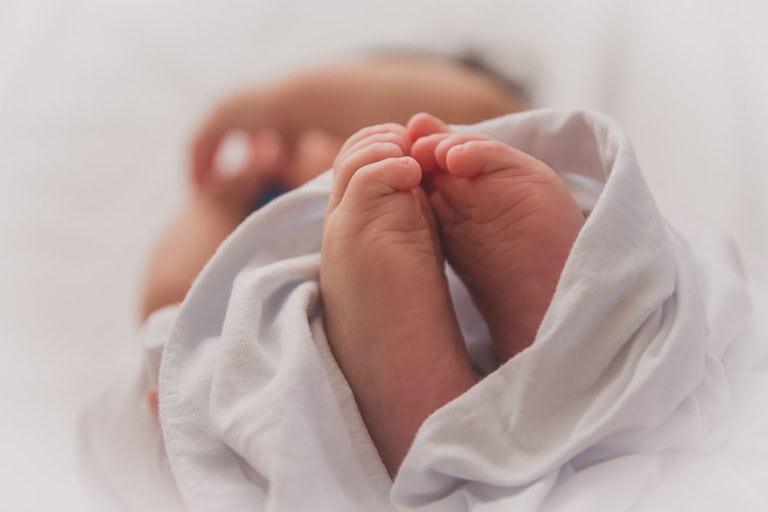 What is the Right Age to Sleep Train your Baby?